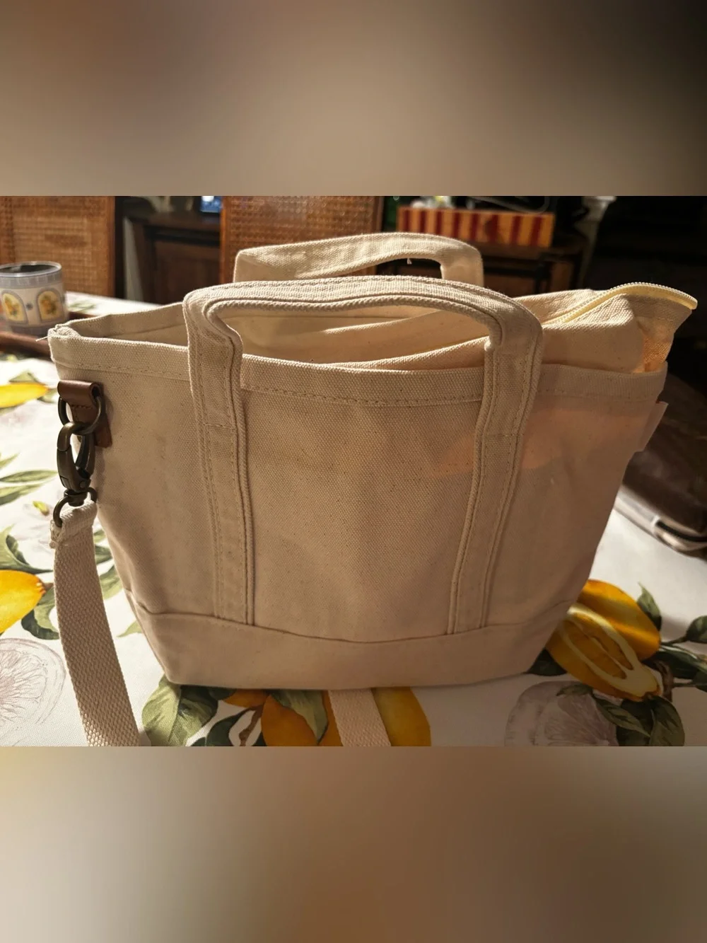 C8 Station natural beige